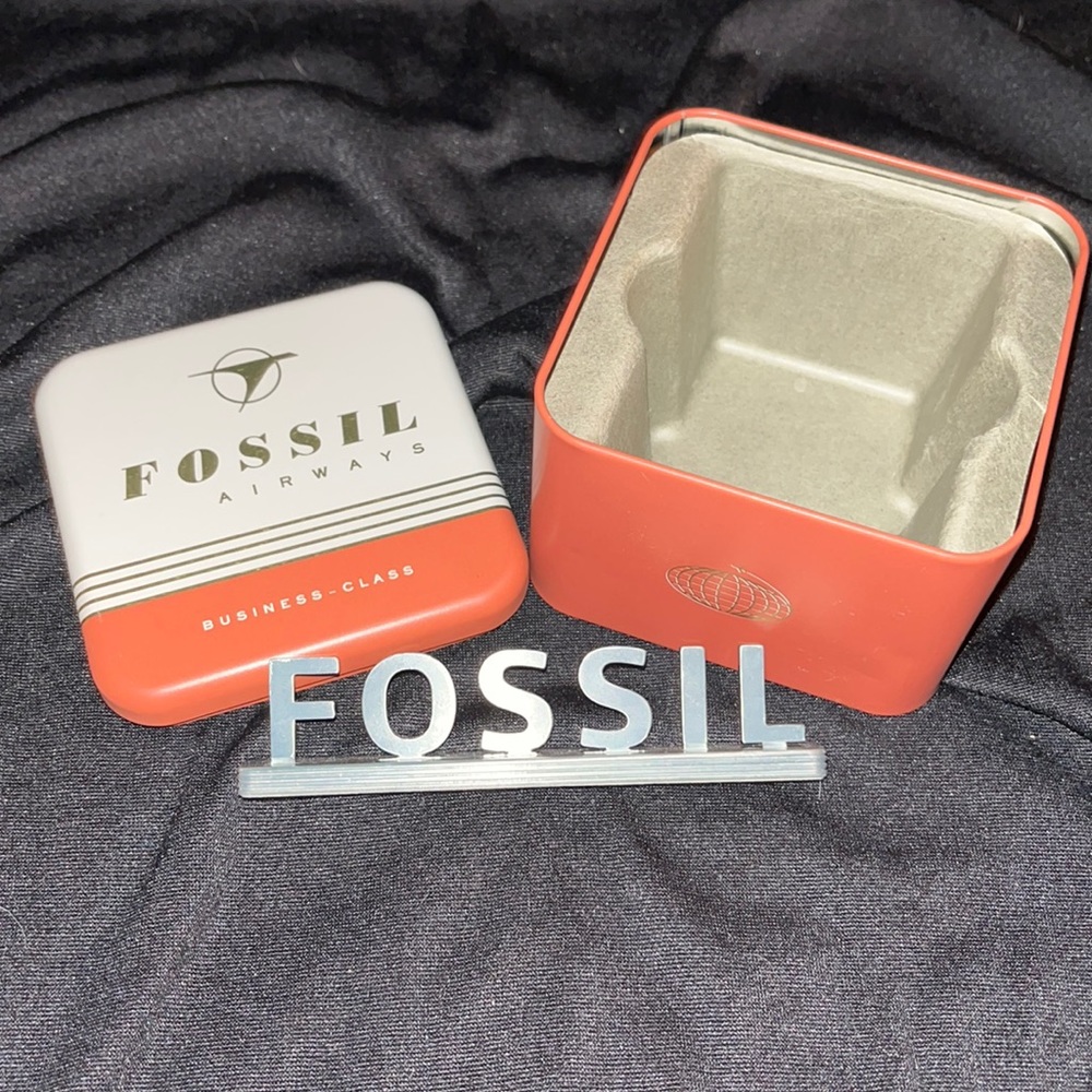 Fossil Airways Fossil Watch Tin